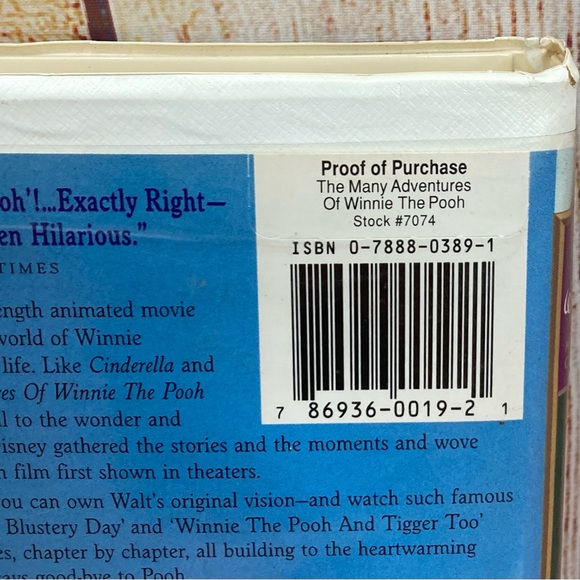 Disney’s Winnie The Pooh VHS Commemorative Edition 7074 Vintage - Picture 8 of 12